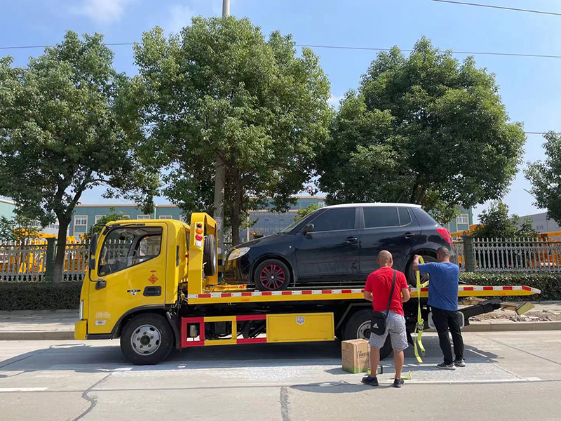 車輛突然無法啟動？緊急拖車救援指南