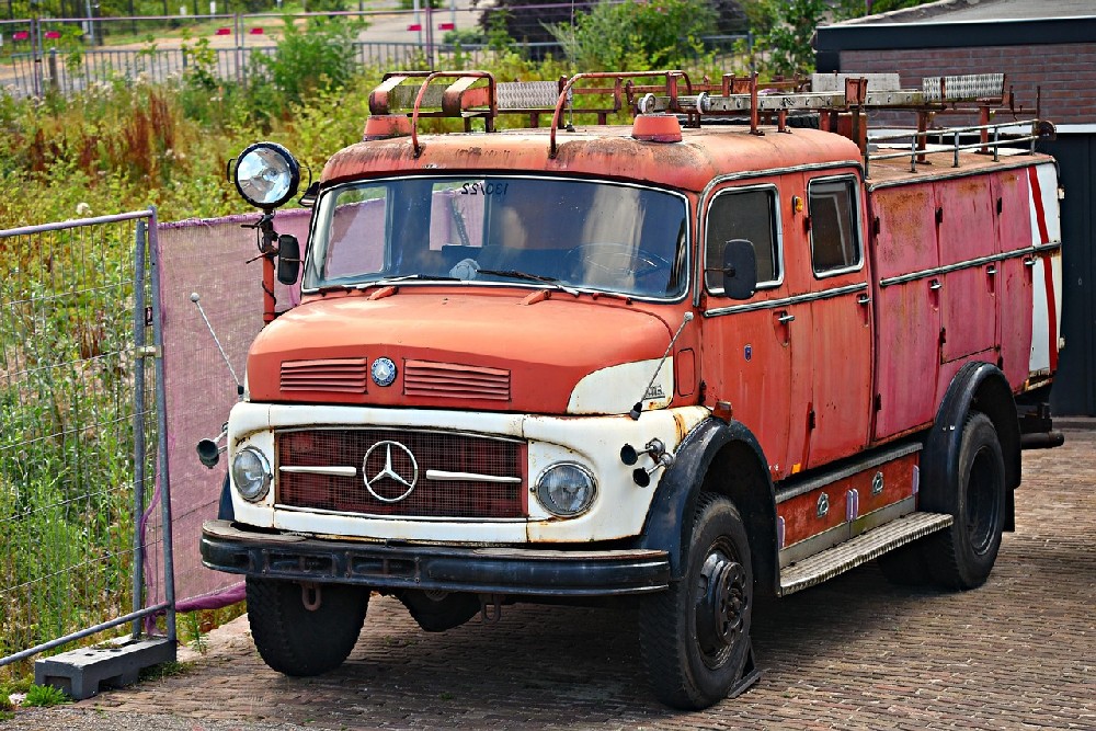 長沙拖車救援：解憂雜貨鋪，讓愛車不再“拋錨”！