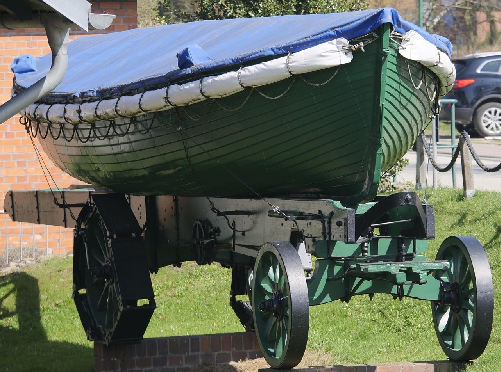 東莞拖車救援：解憂雜貨鋪，24小時為你排憂解難！