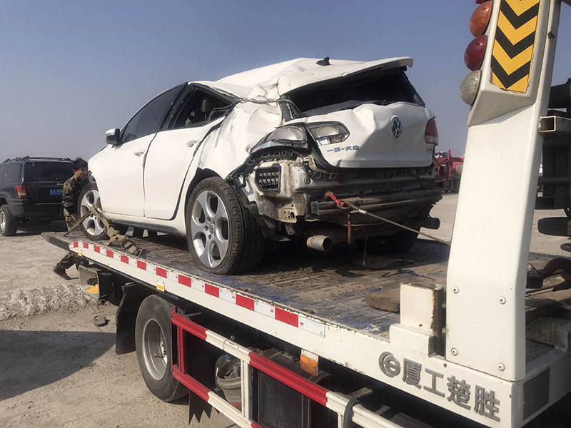 欽州道路救援：專業(yè)快速響應(yīng)與24小時(shí)緊急服務(wù)指南